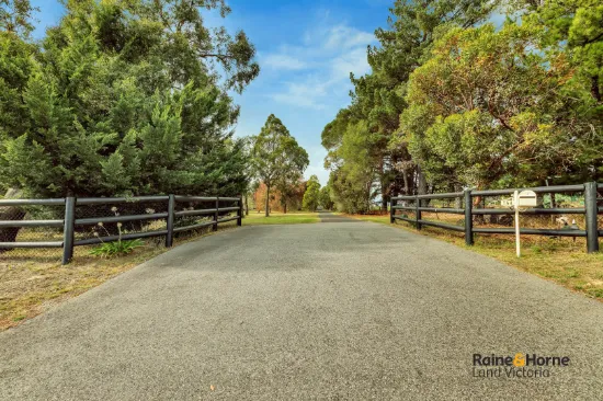 144 Centre Road, Langwarrin, Vic 3910