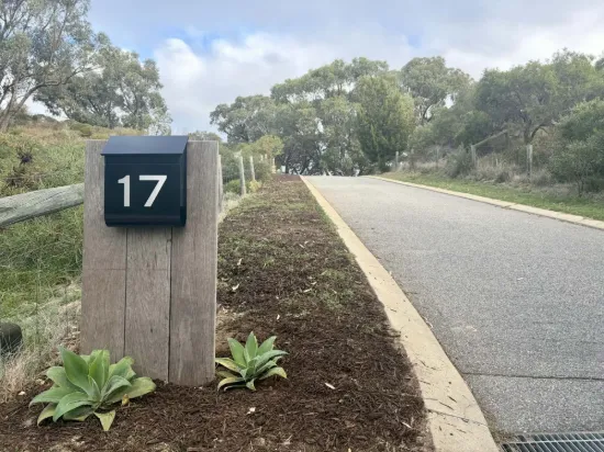 17 Figtree Lane, Golden Bay, WA 6174