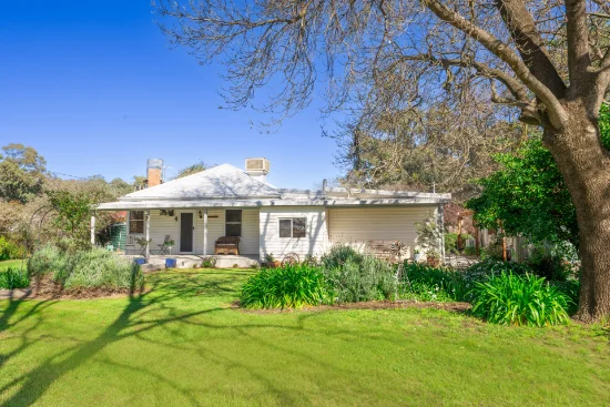 17 Glenrowan Road, Young, NSW 2594