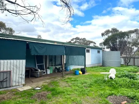 196 Wilson Street, Meckering, WA 6405