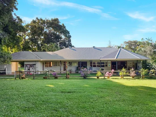 2-4 The Rocks Road, Redlynch, Qld 4870