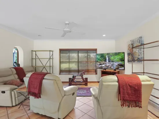 2-4 The Rocks Road, Redlynch, Qld 4870-Image