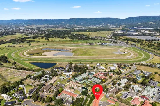 2 Kingston Town Drive, Kembla Grange, NSW 2526