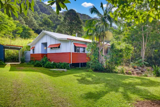 2 Spring Gardens Court, Hunchy, Qld 4555