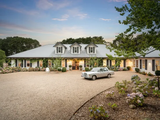231 Red Hill Road, Red Hill South, Vic 3937