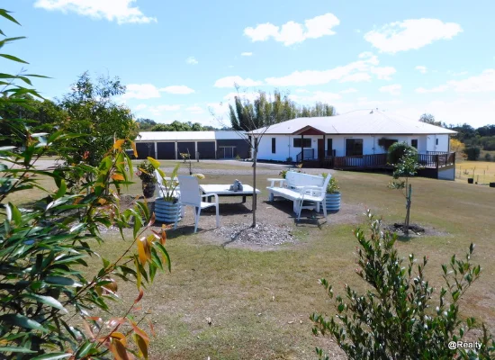 233 Brights Road, Nanango, Qld 4615