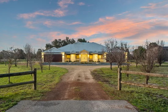 26 Mead Way, West Pinjarra, WA 6208