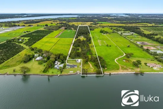 275 School Road, Palmers Island, NSW 2463