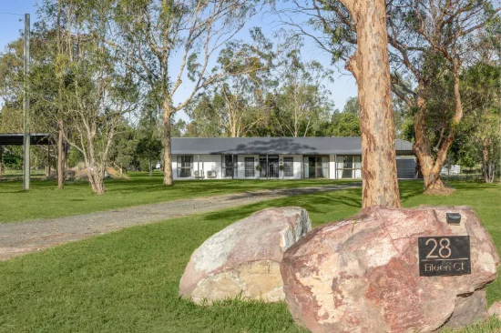 28 Eileen Court, Kensington Grove, Qld 4341