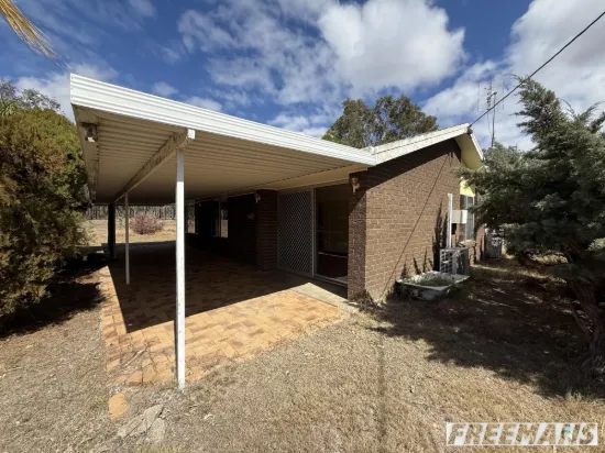 28 George Street, Nanango, Qld 4615