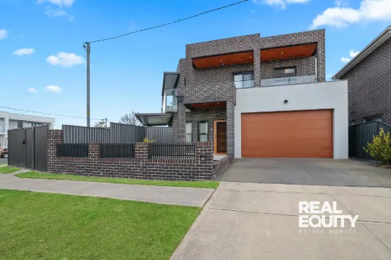 2a Goldfinch Street, Moorebank, NSW 2170