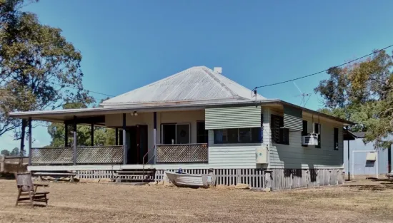 30730 Burnett Highway, Three Moon, Qld 4630