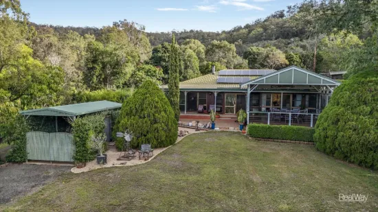 33-35 Meadows Road, Withcott, Qld 4352