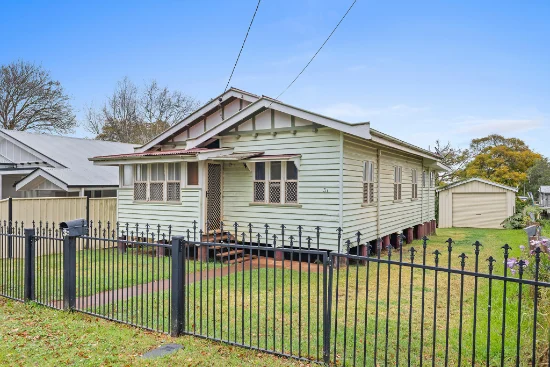 3A Kenneth Street, North Toowoomba, Qld 4350