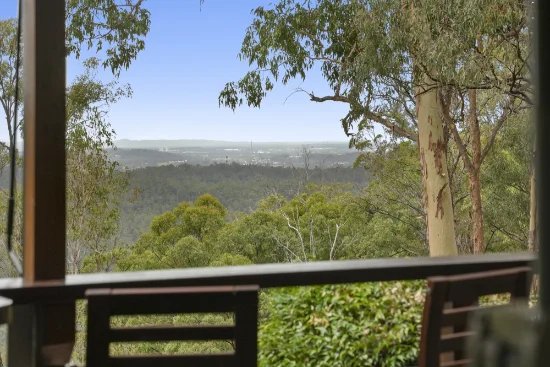 40 King Parrot Court, Clagiraba, Qld 4211