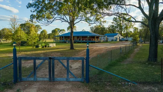 40 Twidale Lane, Leyburn, Qld 4365