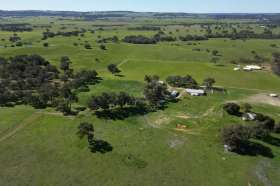 446 Gingin Brook Road, Muckenburra, WA 6503