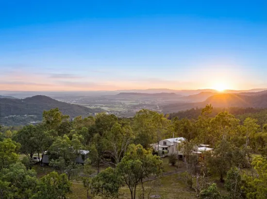 495 Hell Hole Creek Road, Preston, Qld 4352