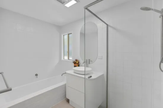 50-52 The Oval Drive, Mount Nathan, Qld 4211-Image