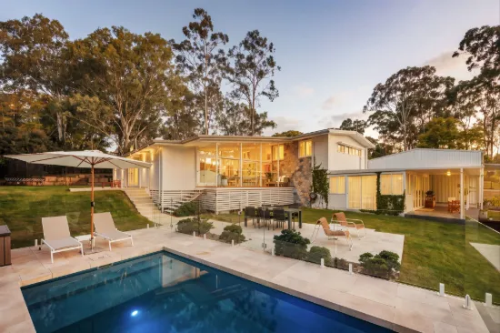 513 Brookfield Road, Kenmore Hills, Qld 4069