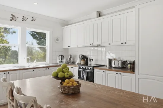 513 Greens Beach Road, York Town, Tas 7270-Image