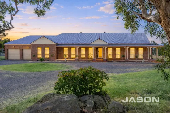 560 Mt Ridley Road, Mickleham, Vic 3064