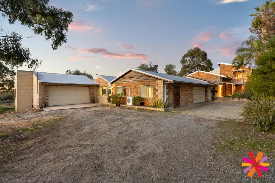 583 Lyon Rd, Wandi, WA 6167
