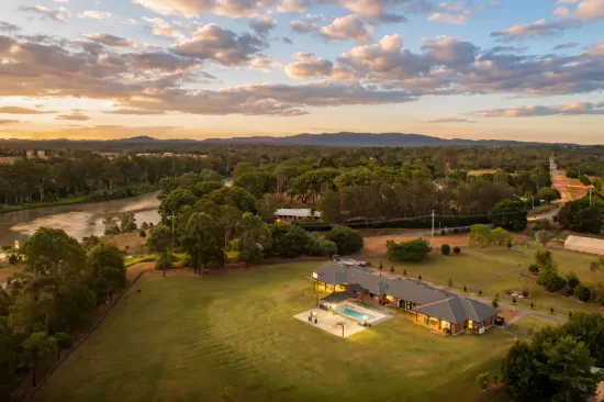 59 Landing Place, Moggill, Qld 4070