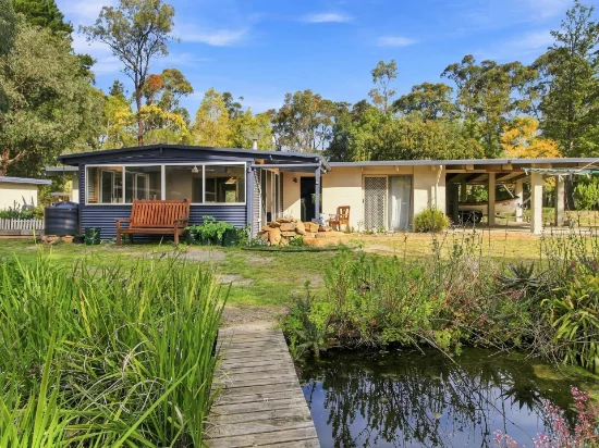 60 Stones Road, Swan Reach, Vic 3903