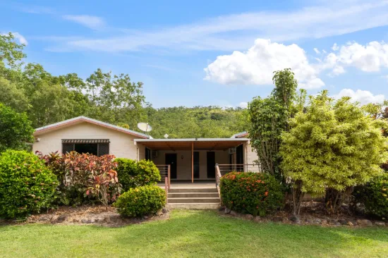 7 Bill Court, Alligator Creek, Qld 4816
