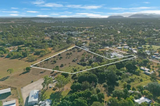 81 Veales Road, Jensen, Qld 4818
