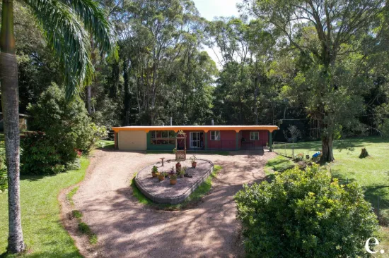 95 Winfield Road, Lake Eacham, Qld 4884