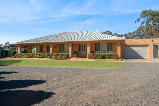 97 McCarthy Drive, Heathcote, Vic 3523