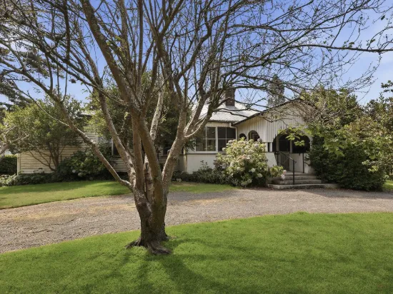 'Inverary' 7310 Illawarra Highway, Sutton Forest, NSW 2577