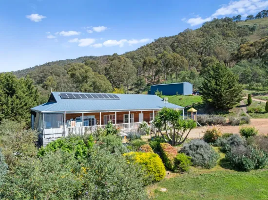 6 Bluegum Crescent, Bonnie Doon VIC 3720-Image