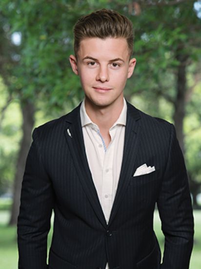 Adam Bryant - Real Estate Agent at Harcourts Solutions - WINDSOR