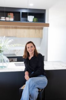 Adele Annetts - Real Estate Agent