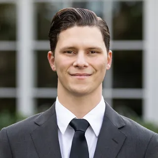 Adrian Correa - Real Estate Agent