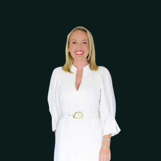 Adrienn Stenner - Real Estate Agent