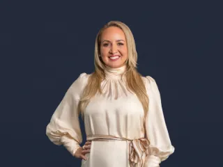 Adrienn  Stenner - Real Estate Agent