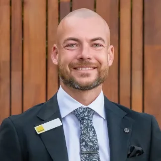 Peter Norman - Real Estate Agent