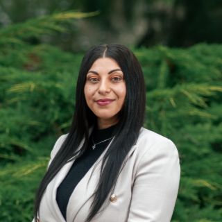 Aggie Kurto - Real Estate Agent