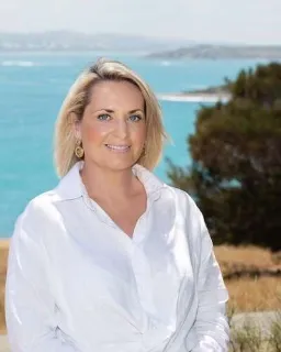 Adele Newton - Real Estate Agent