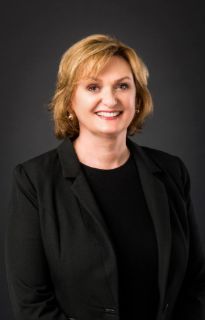 Aileen  Giumelli - Real Estate Agent