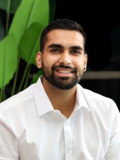 Akansh Batta - Real Estate Agent