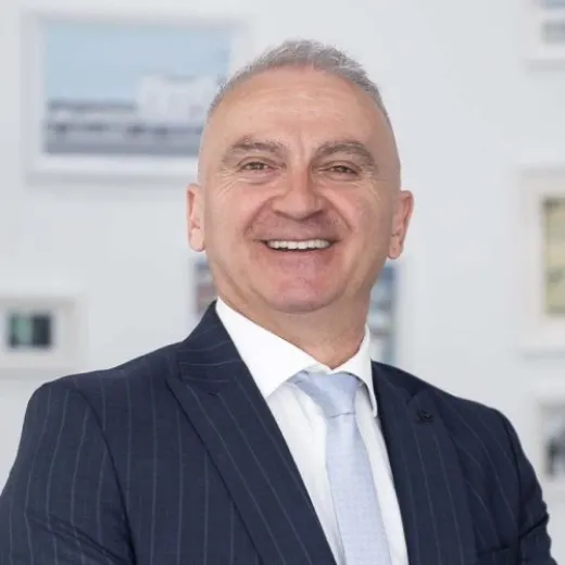 Alan Tuncer - Real Estate Agent at Lewis Realty Pty Ltd - Coburg