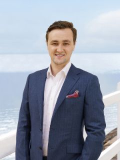 Alec McEwan - Real Estate Agent