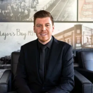 Alex Pasqua - Real Estate Agent