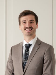 Alex Robinson - Real Estate Agent