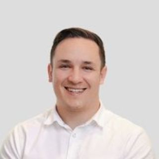 Alex Sing - Real Estate Agent